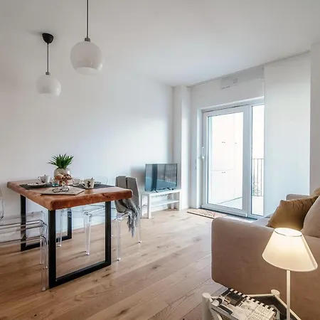 Cozy Joivy 3 With Parking Apartman Como